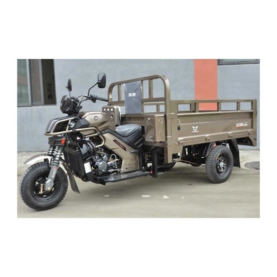 Camion de marchandises Moteur à essence Tricycle au Ghana avec 4,50-12 Taille de pneu