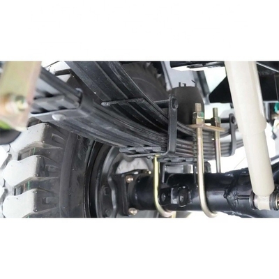 Benzine motorisé Tanzanie Tricycle pour le fret 4 temps automatique type de décharge de motocycle