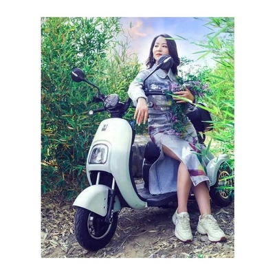 Avant/arrière 3.00-8 pneus sous vide scooter électrique 3 roues voiture pour filles type de carrosserie ouverte