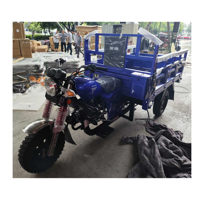 Motocycle à trois roues motorisée au Kenya avec 43 suspension avant à ressort externe